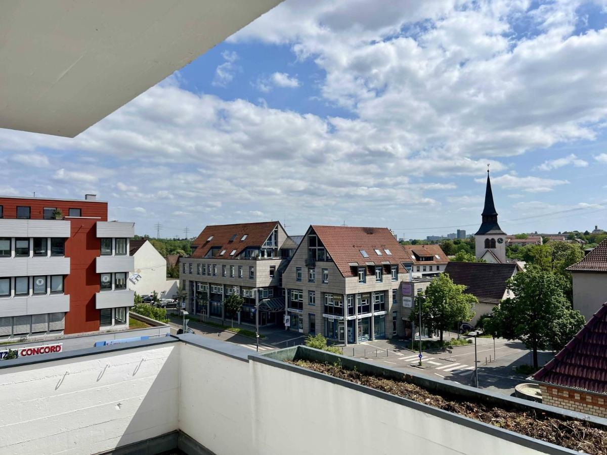 Nujen- Hotel Und Apartment Stuttgart Zuffenhausen Exteriör bild