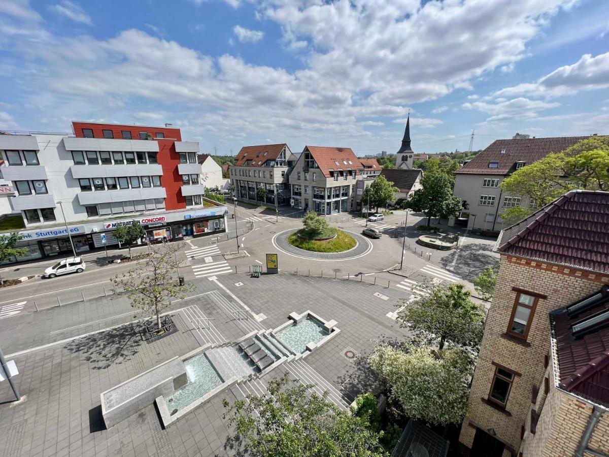 Nujen- Hotel Und Apartment Stuttgart Zuffenhausen Exteriör bild